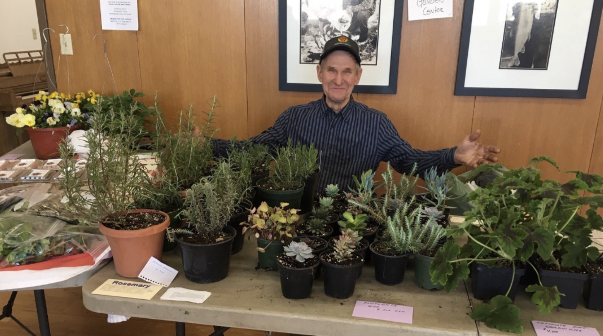 Indoor Fall Market